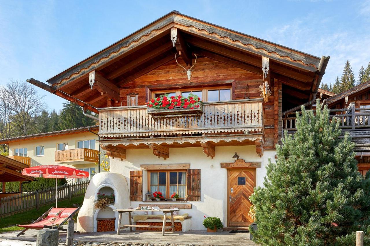 Almdorf Flachau - Luxus Huettenurlaub Exterior photo